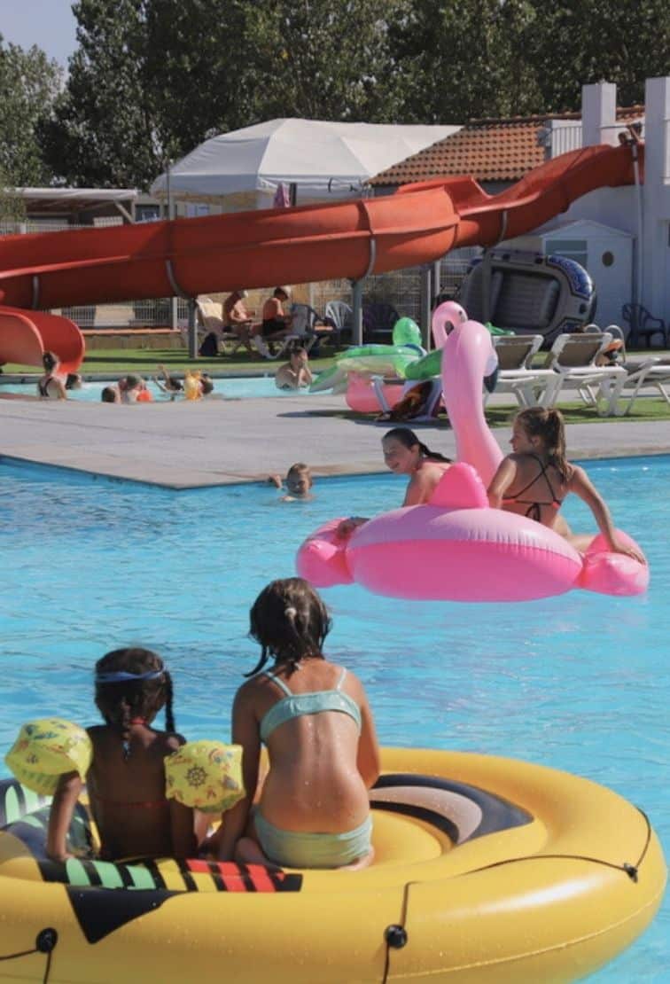 parc aquatique camping les chenes verts avec animation